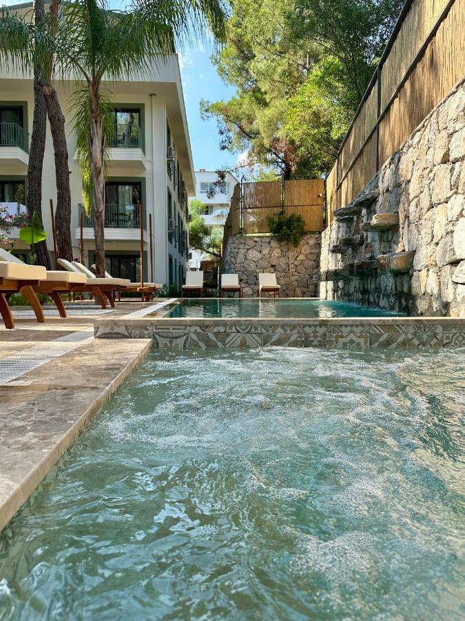 מרמריס Esmahan Forest And Pool By Zehra Suites מראה חיצוני תמונה