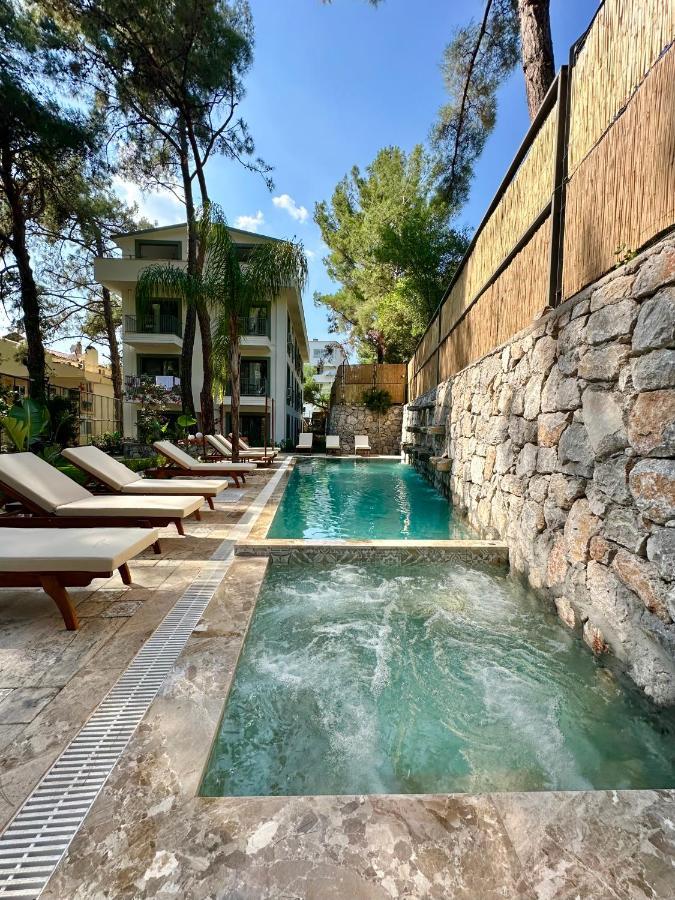 מרמריס Esmahan Forest And Pool By Zehra Suites מראה חיצוני תמונה