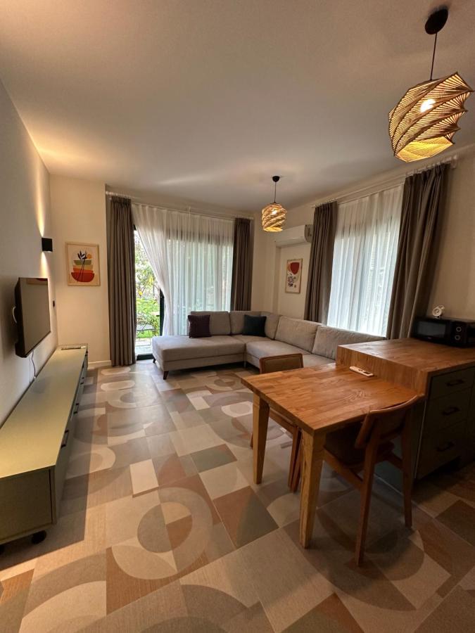 מרמריס Esmahan Forest And Pool By Zehra Suites מראה חיצוני תמונה