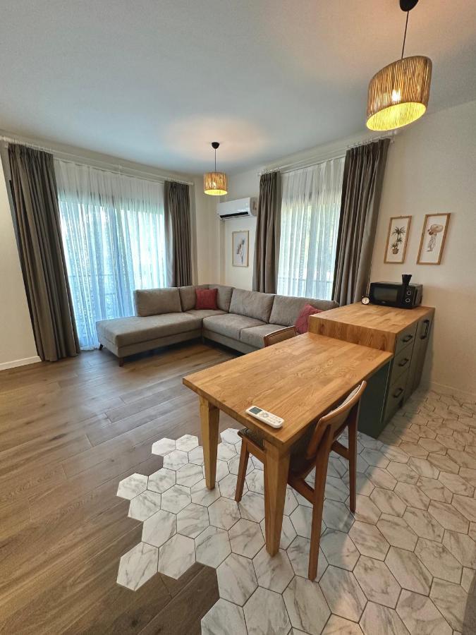 מרמריס Esmahan Forest And Pool By Zehra Suites מראה חיצוני תמונה
